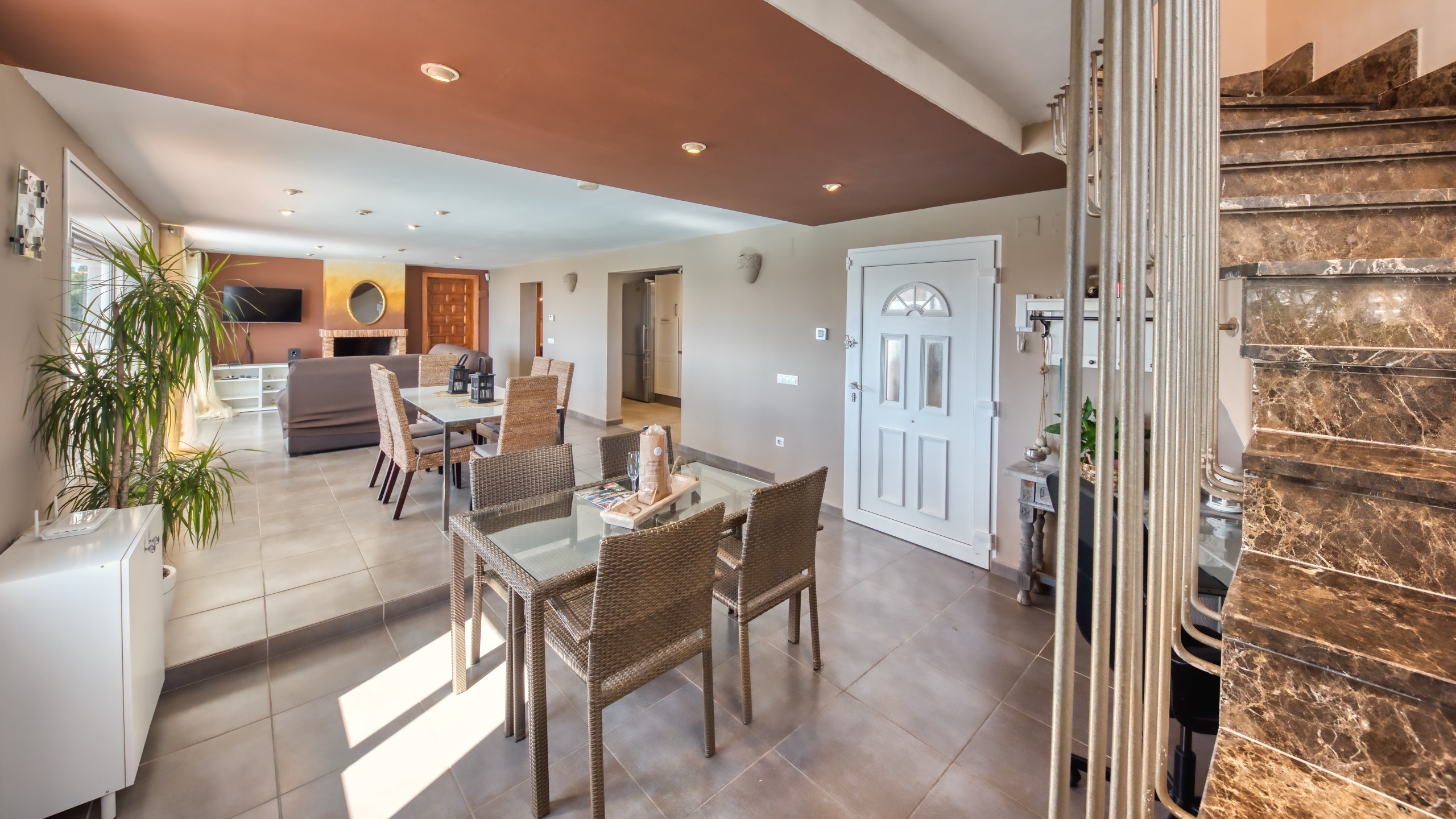 Vakantievilla's Costa Brava Spanje - Villa Sofia - Eethoek