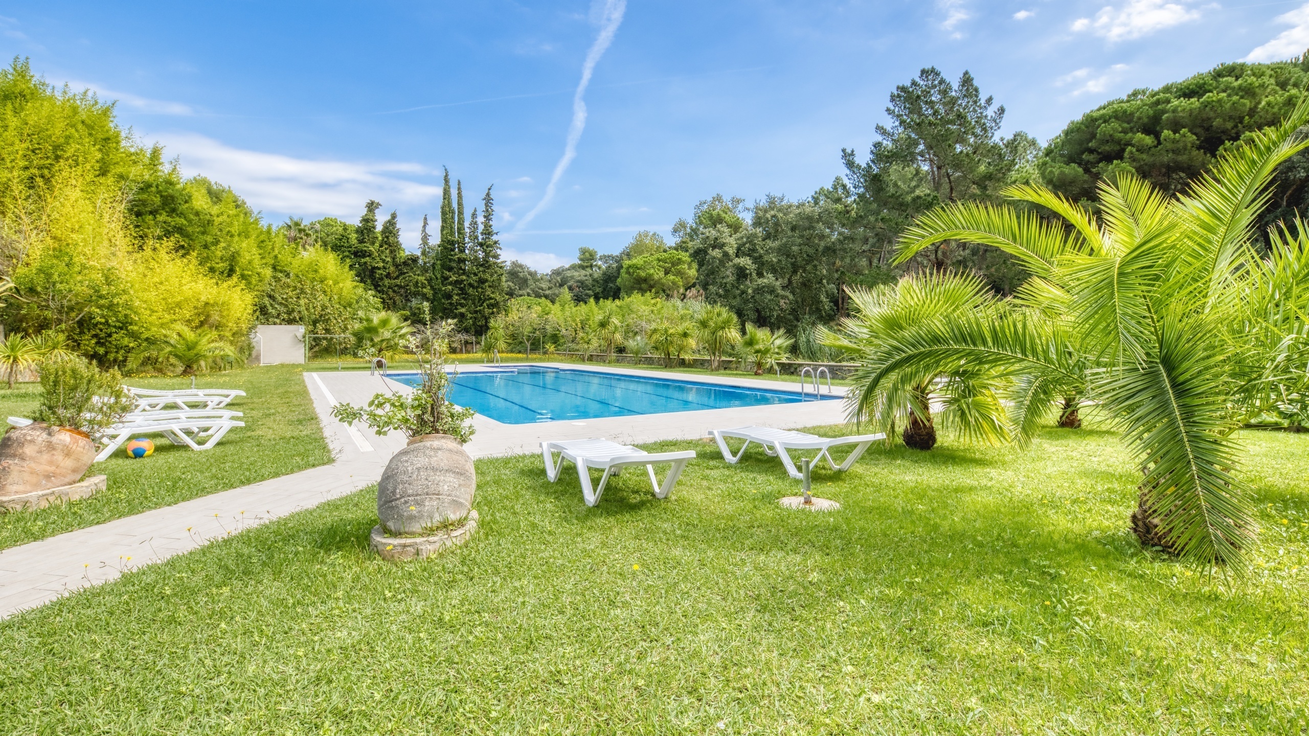 Vakantievilla's Costa Brava Spanje - Villa Lloret - Gemeenschappelijk zwembad