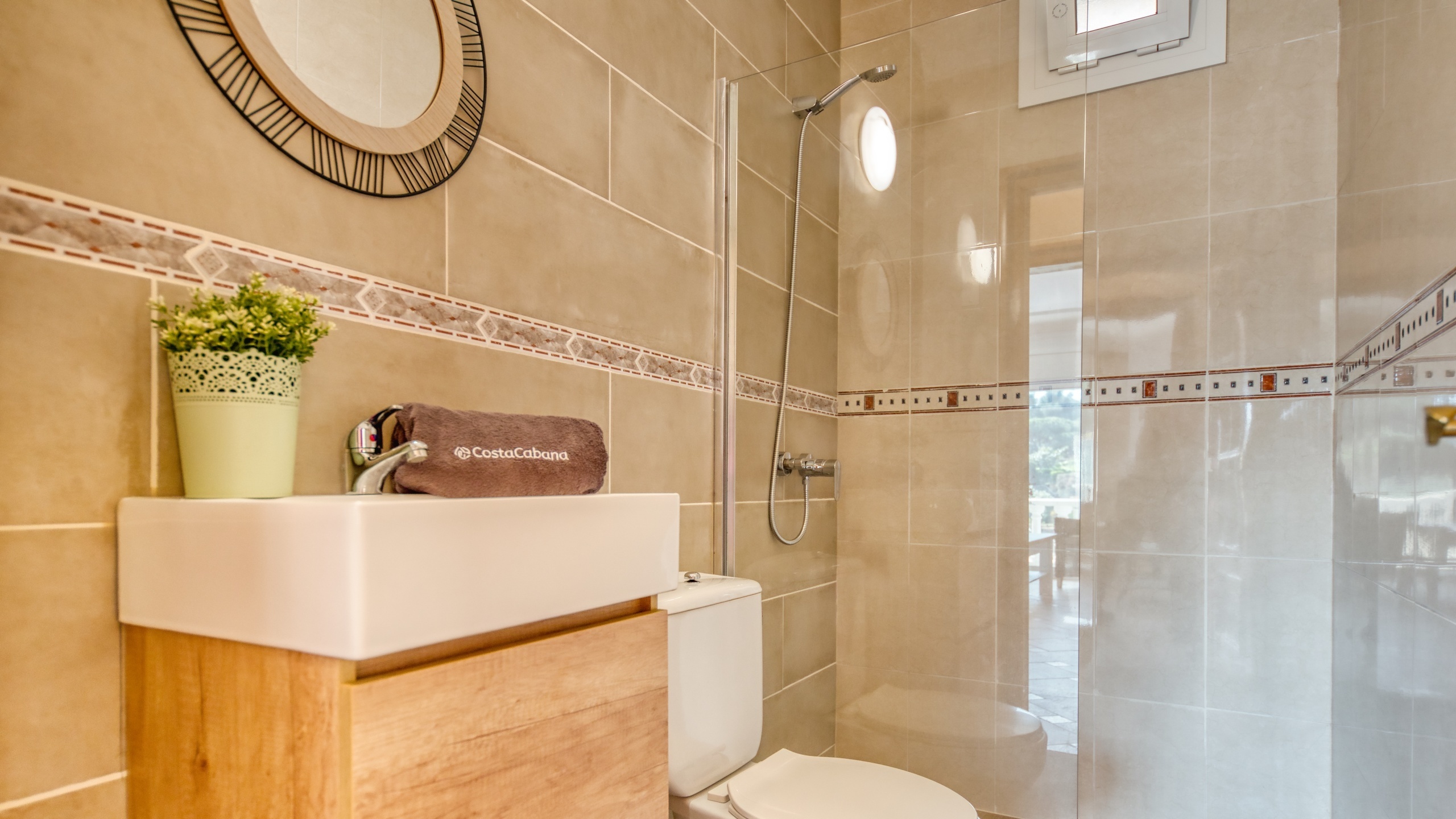 Vakantievilla's Costa Brava Spanje - Villa Donna - Badkamer