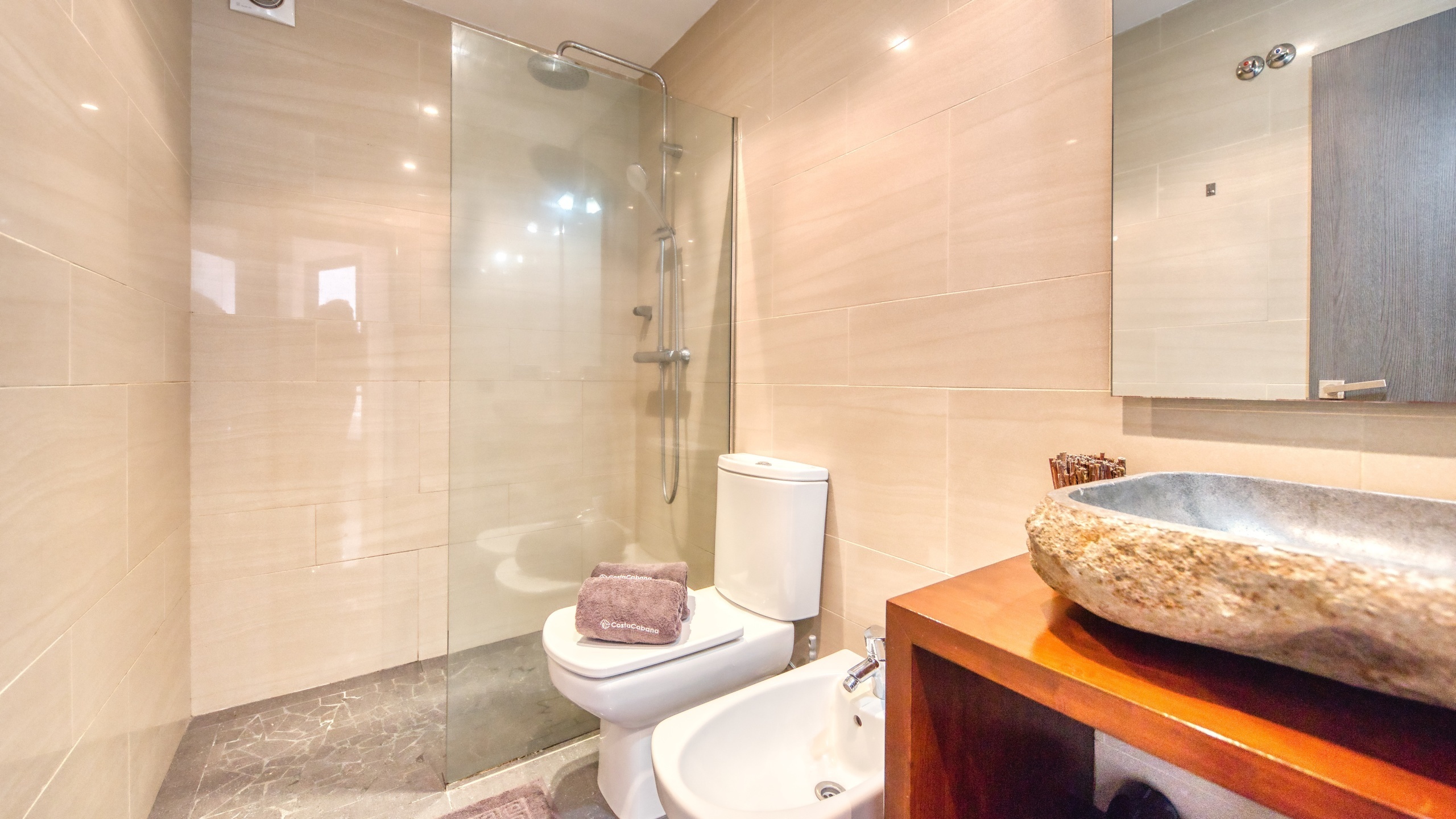 Vakantievilla's Costa Brava Spanje - Villa Olivia - Badkamer
