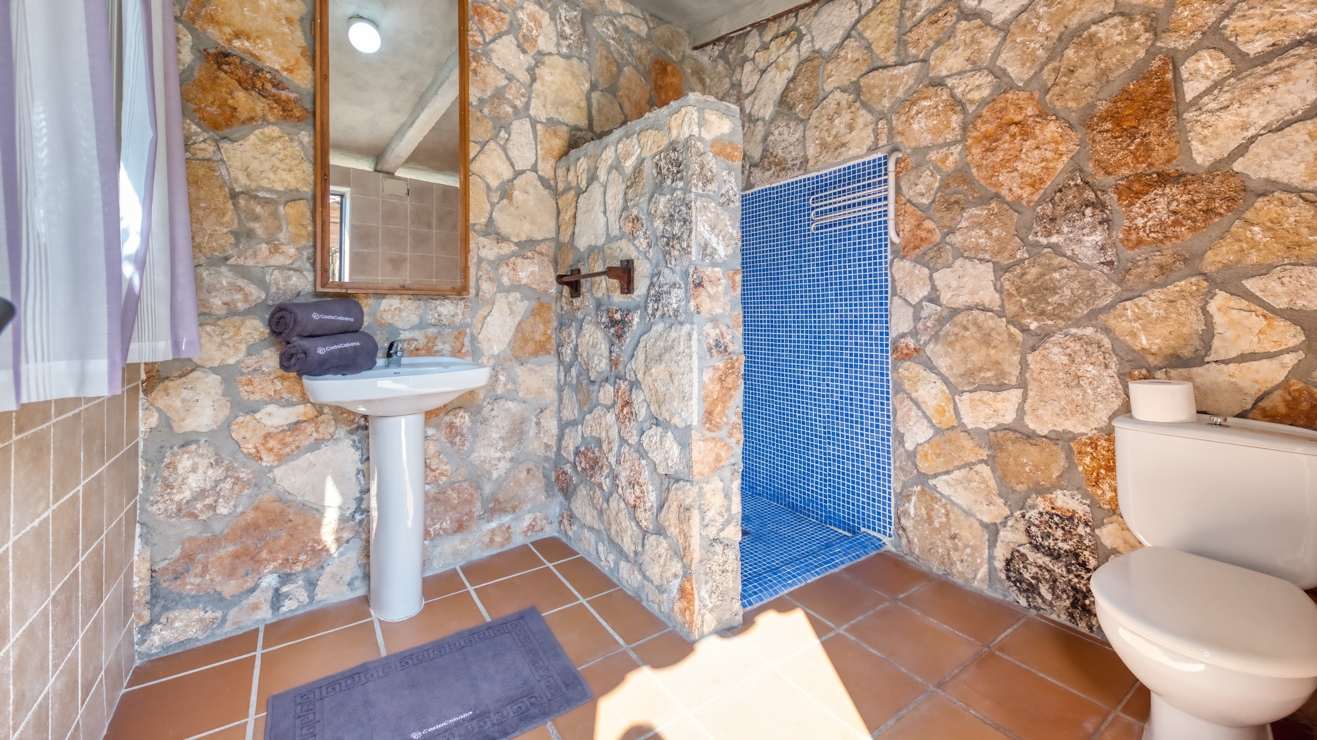 Vakantievilla's Costa Brava Spanje - Villa Alba - Badkamer
