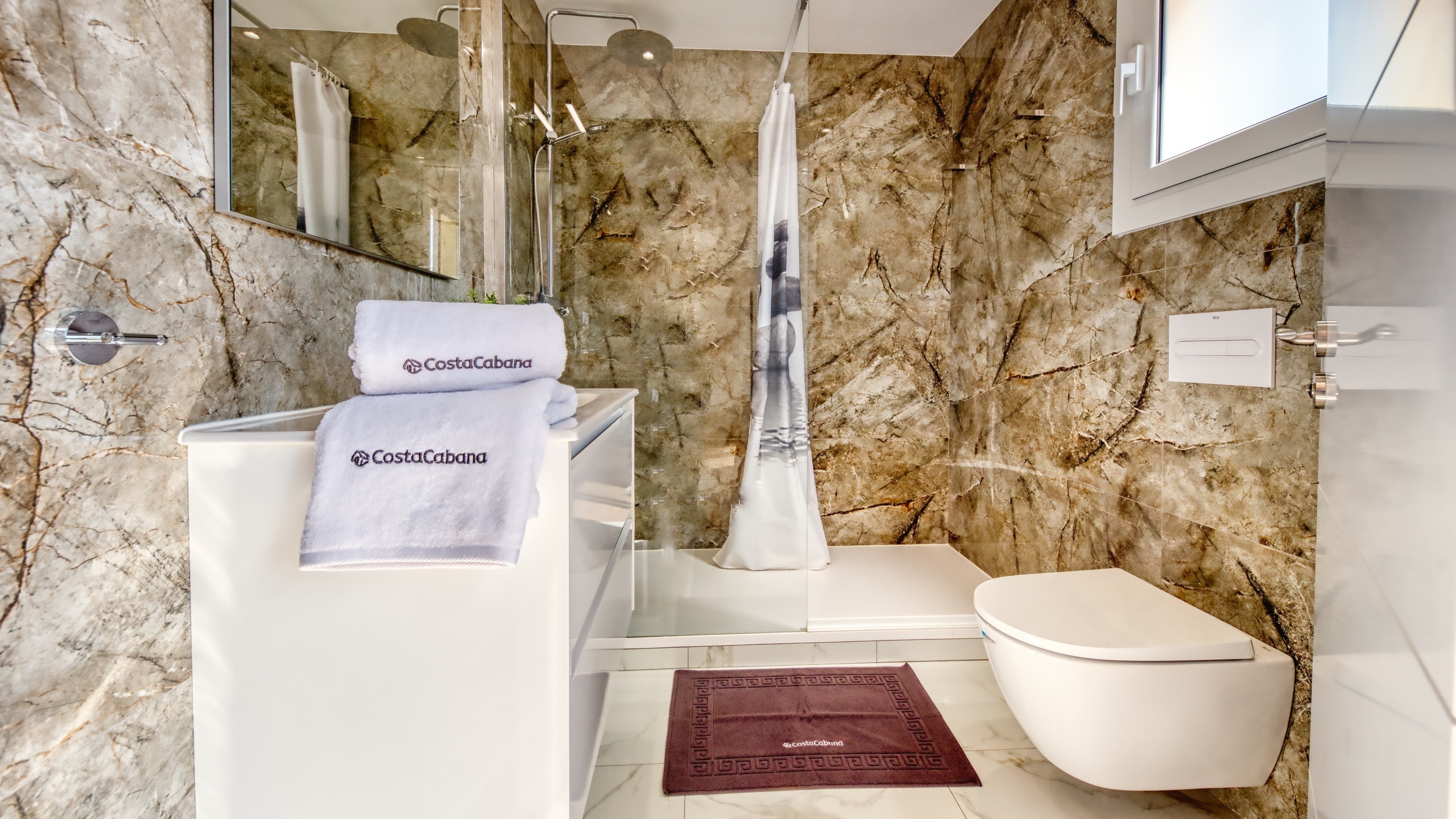 Vakantievilla's Costa Brava Spanje - Villa La Luna - En-suite badkamer 