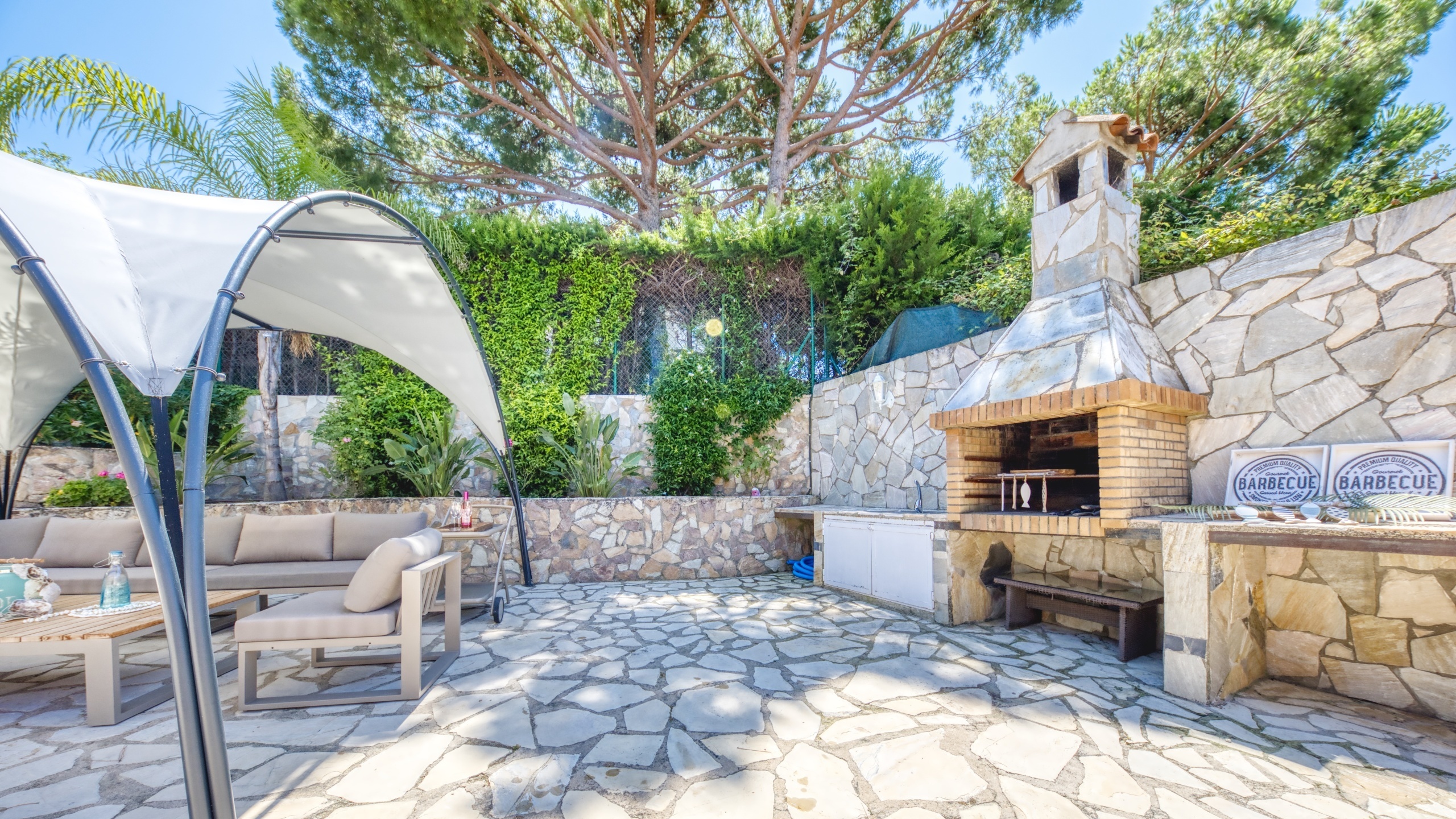 Vakantievilla's Costa Brava Spanje - Villa Lorena - BBQ gebied