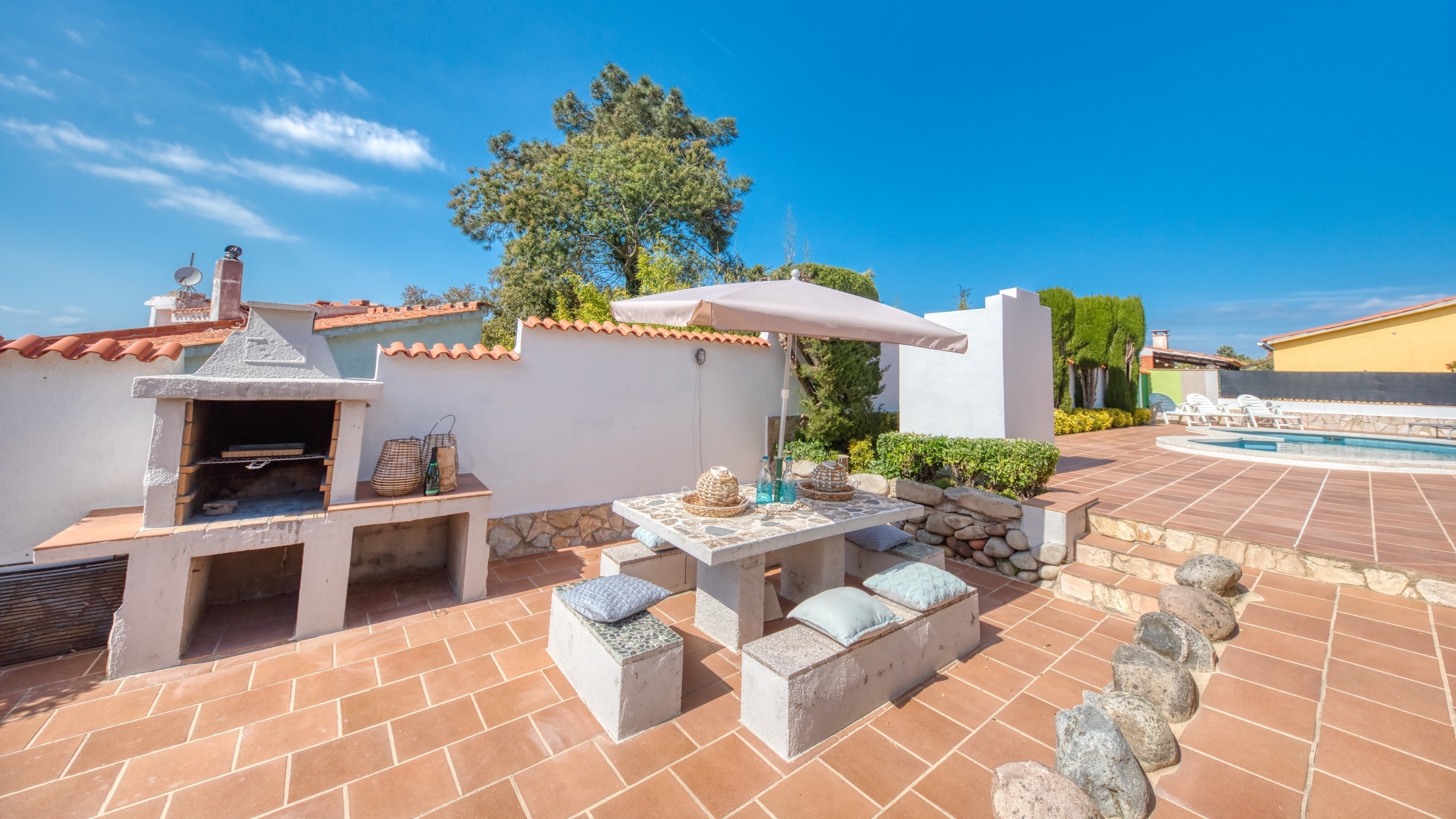 Vakantievilla's Costa Brava Spanje - Villa Elfi - Villa buiten