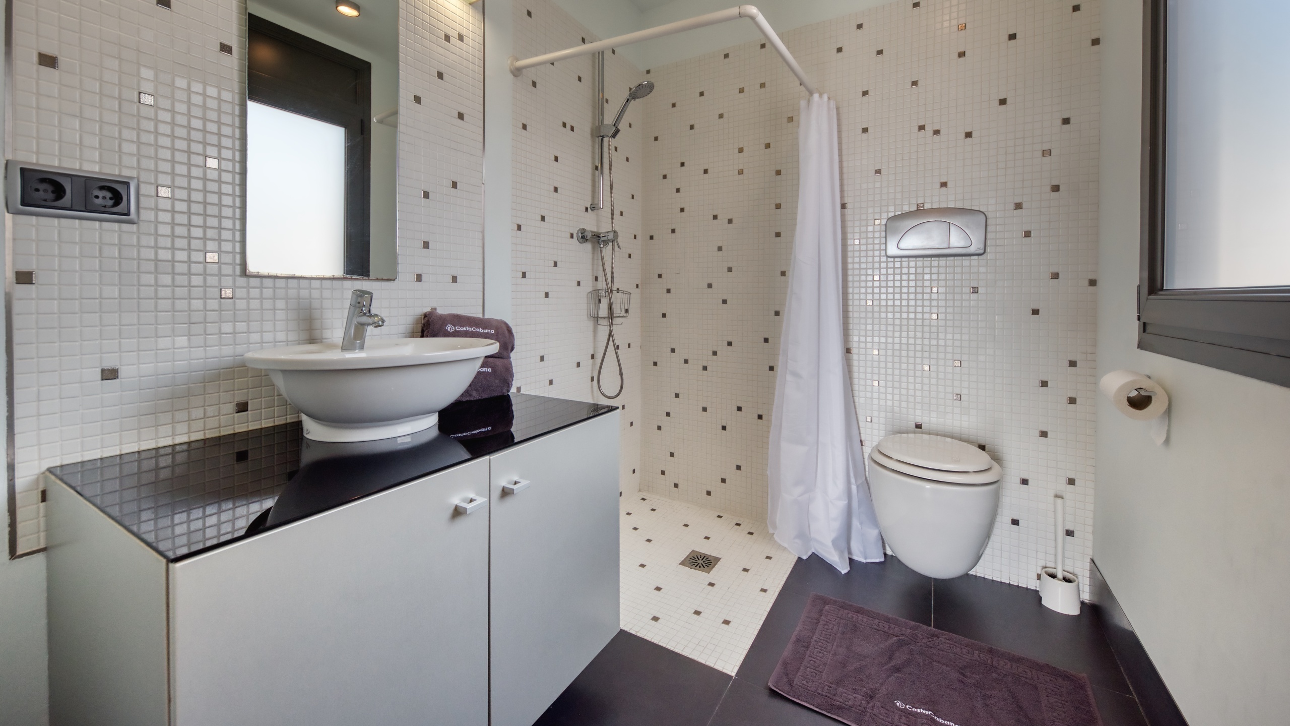 Vakantievilla's Costa Brava Spanje - Villa Macey - Badkamer