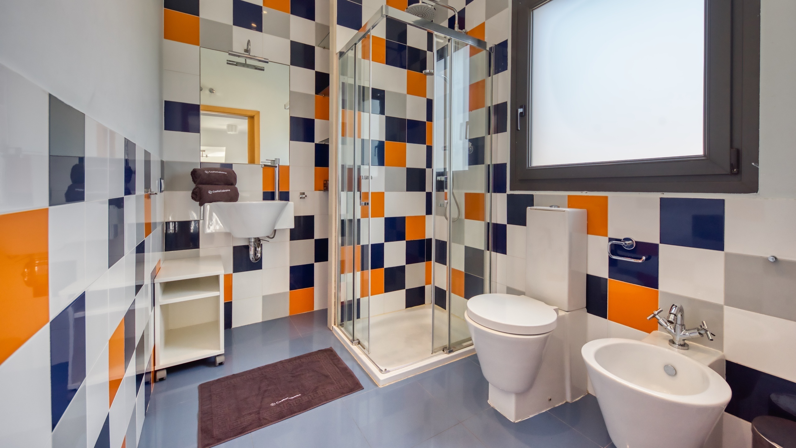 Vakantievilla's Costa Brava Spanje - Villa Macey - Badkamer