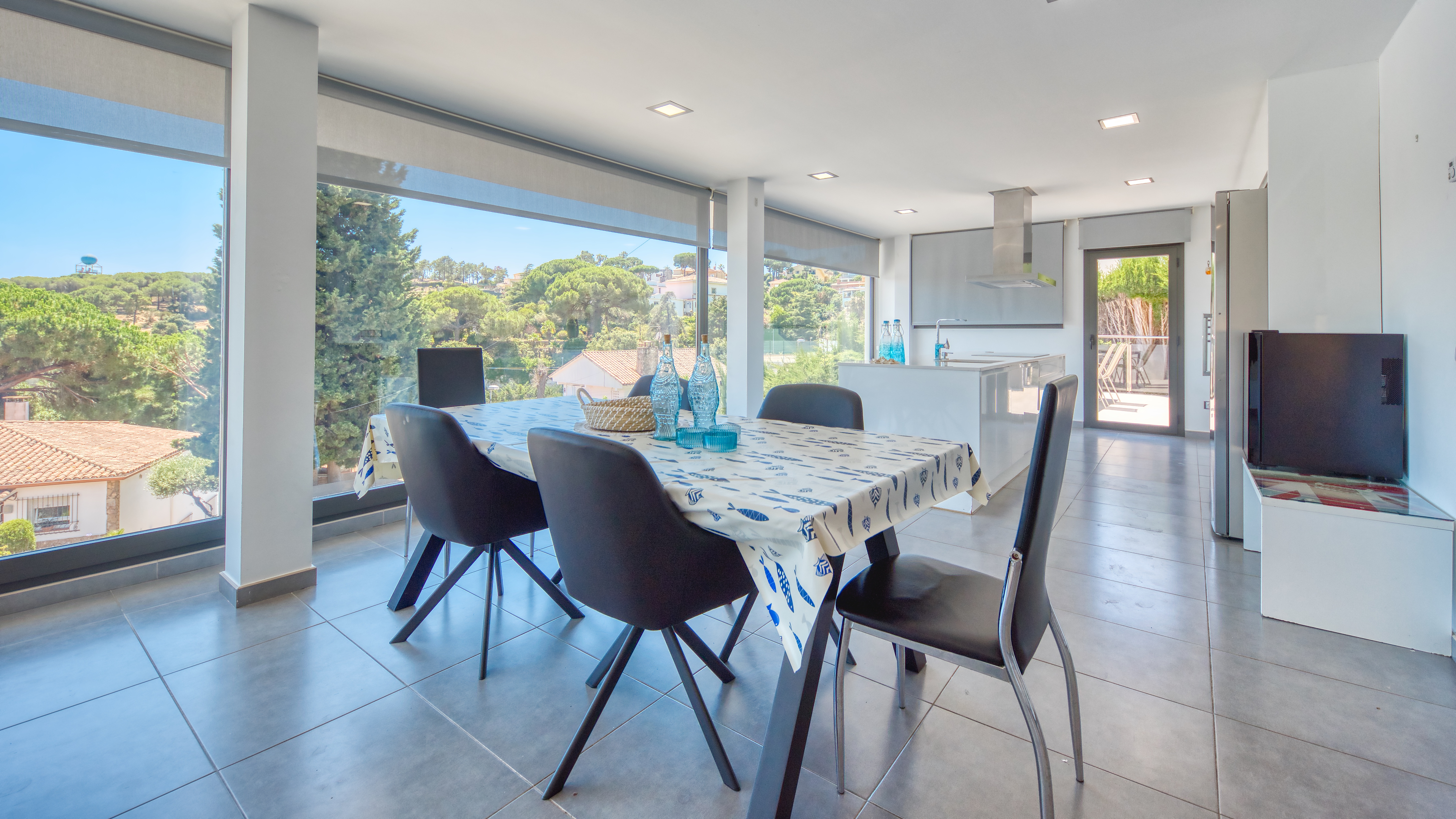 Vakantievilla's Costa Brava Spanje - Villa SummerDream - Eetkamer