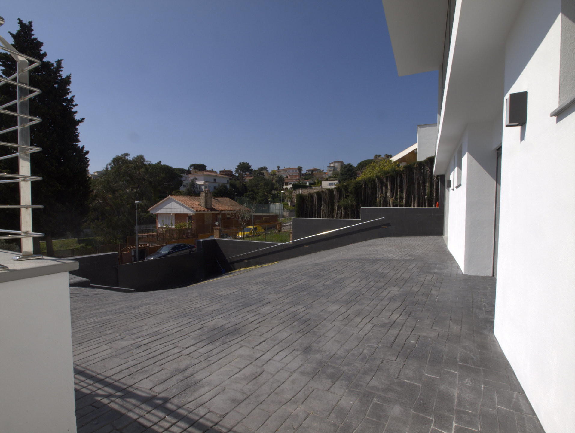 Vakantievilla's Costa Brava Spanje - Villa SummerDream - Oprit