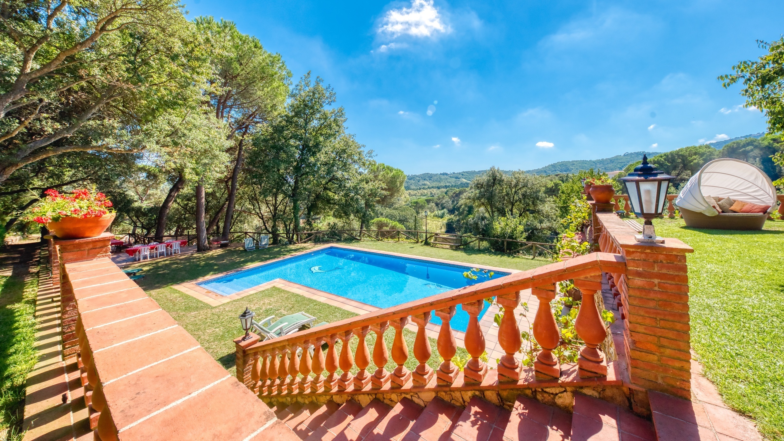 Vakantievilla's Costa Brava Spanje - Villa Paradise - Zwembad