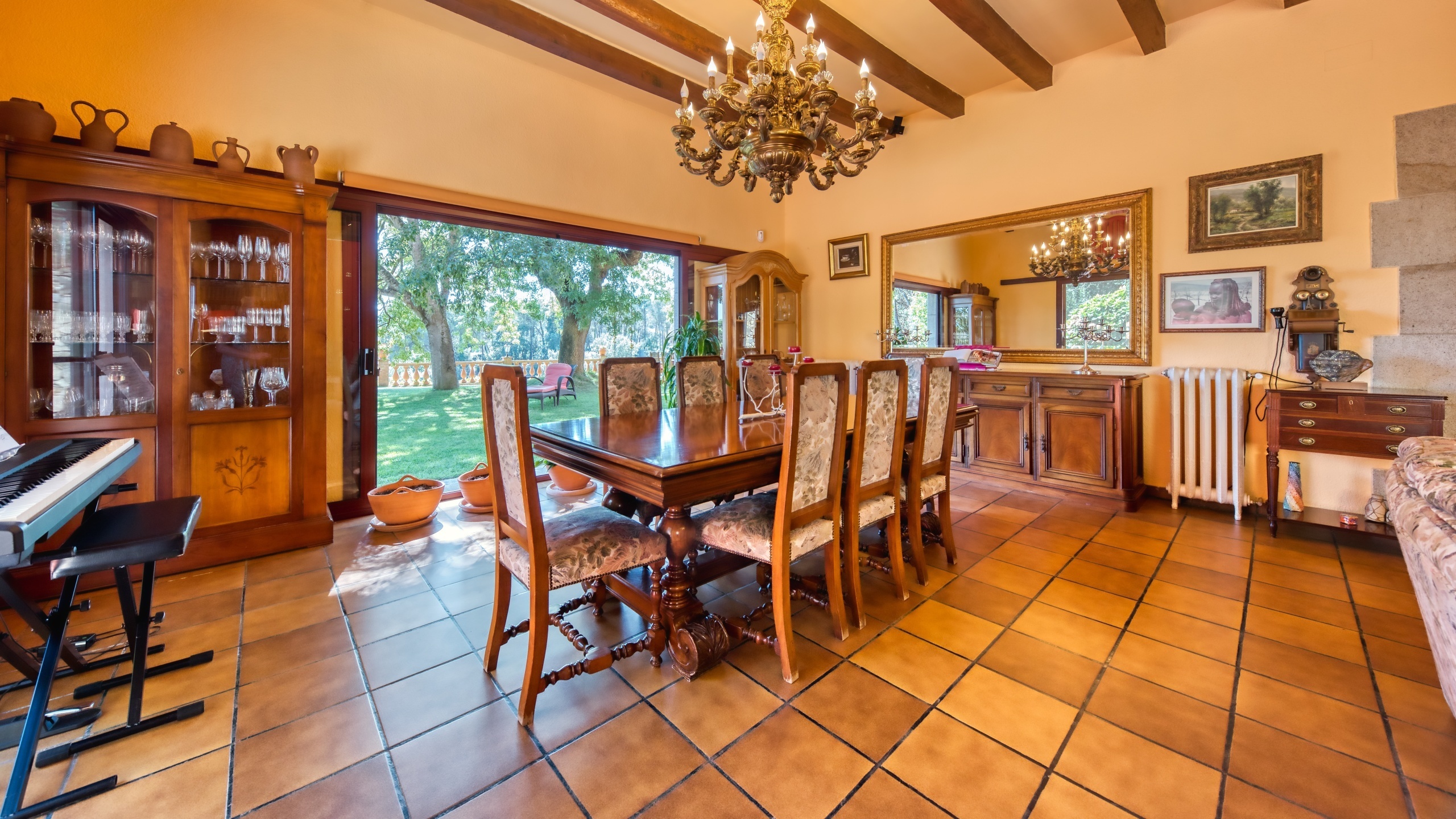 Vakantievilla's Costa Brava Spanje - Villa Paradise - Eethoek