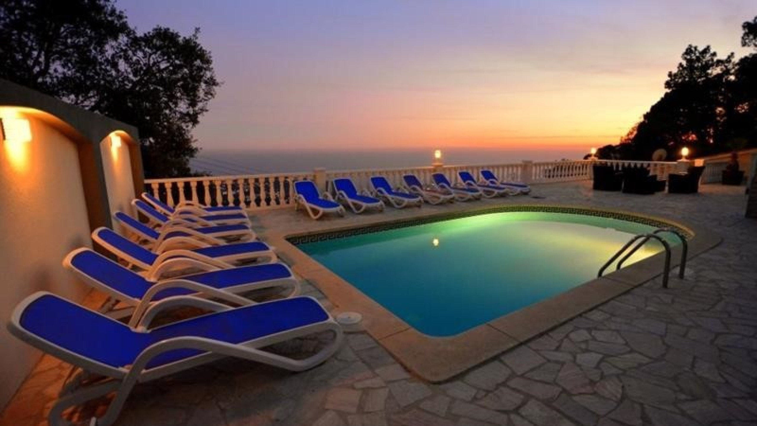 Vakantievilla's Costa Brava Spanje - Villa Promessa - Zwembad