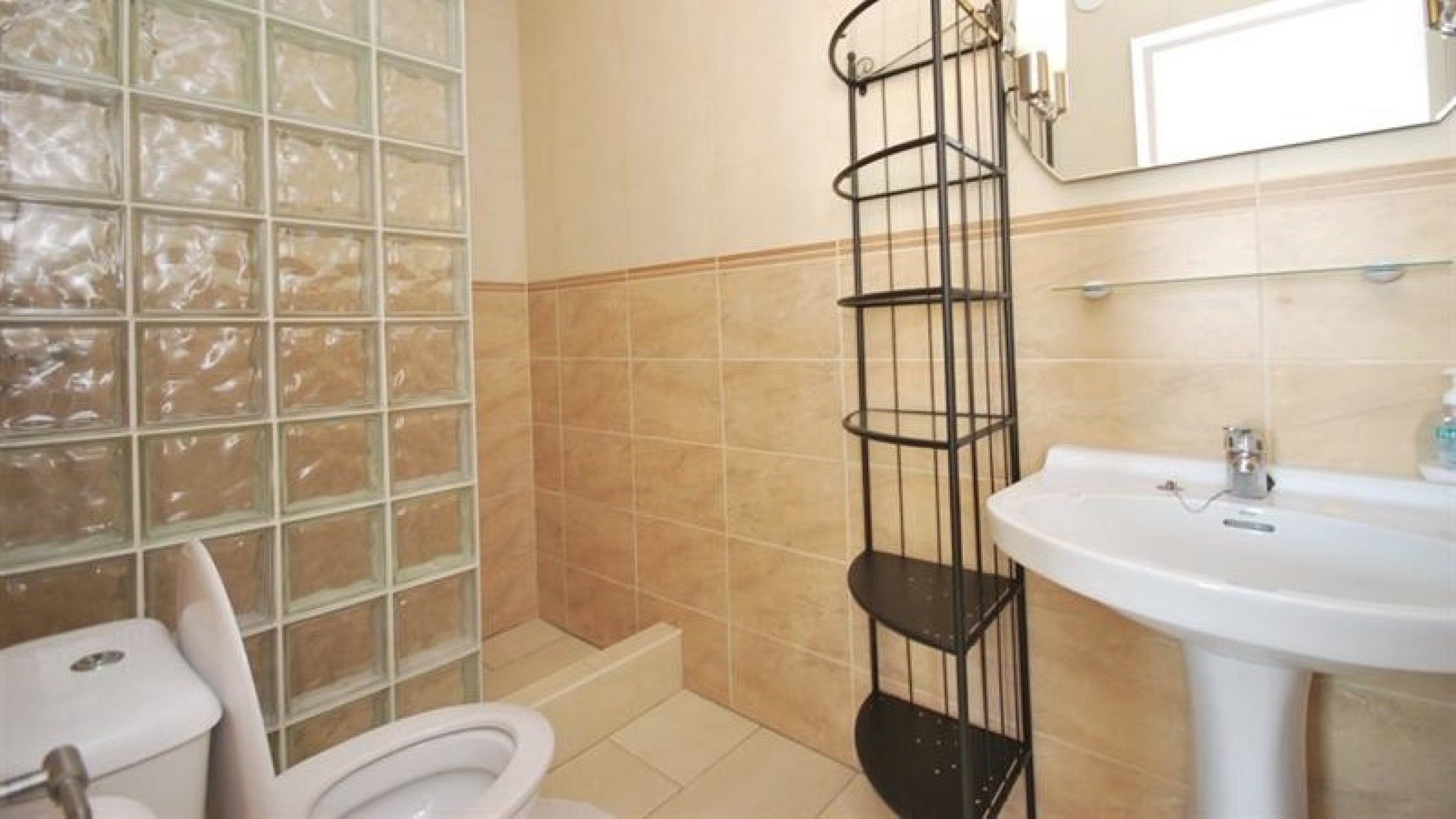 Vakantievilla's Costa Brava Spanje - Villa Promessa - Badkamer