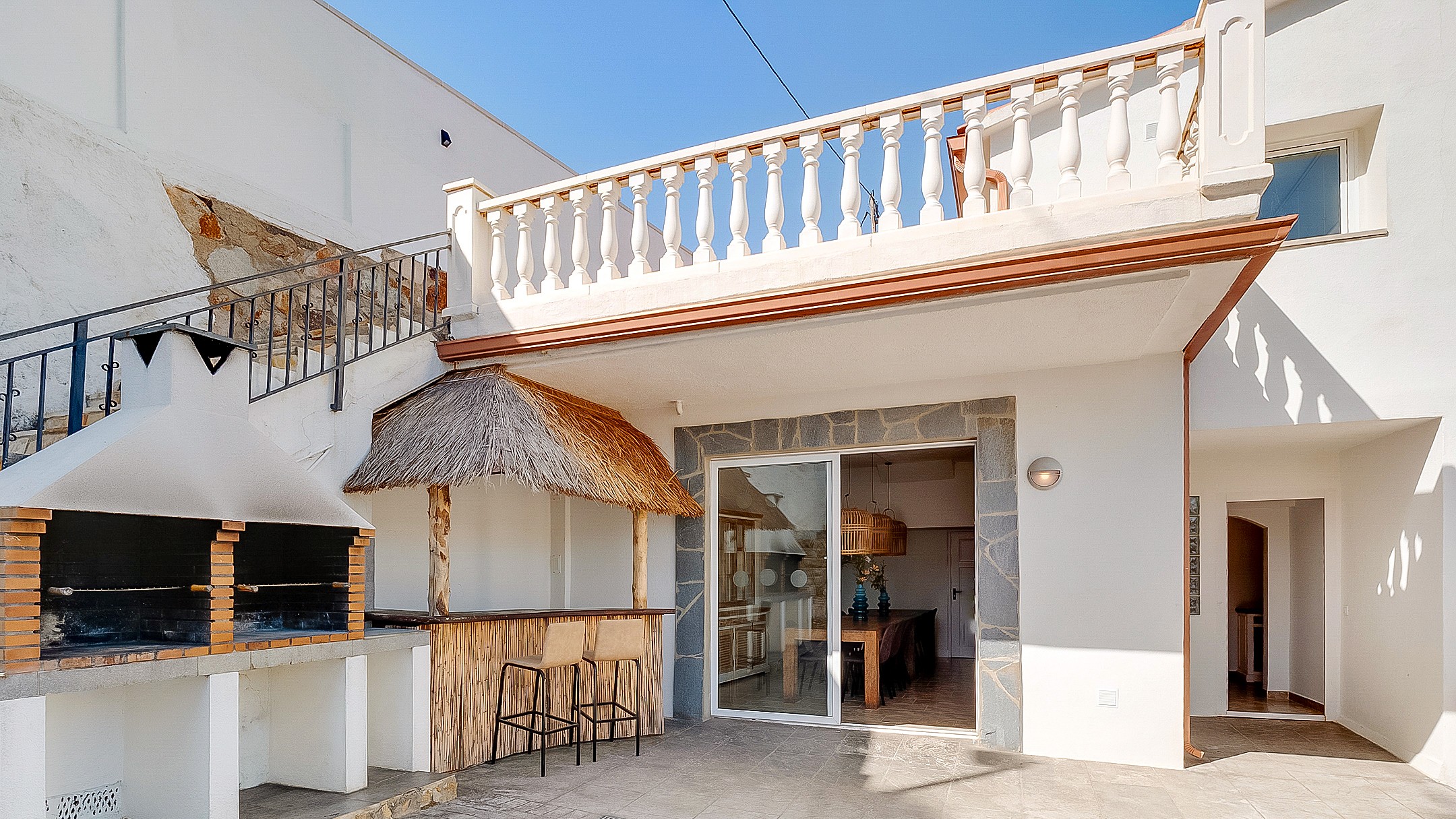 Vakantievilla's Costa Brava Spanje - Villa Tropicana - Buitenkeuken