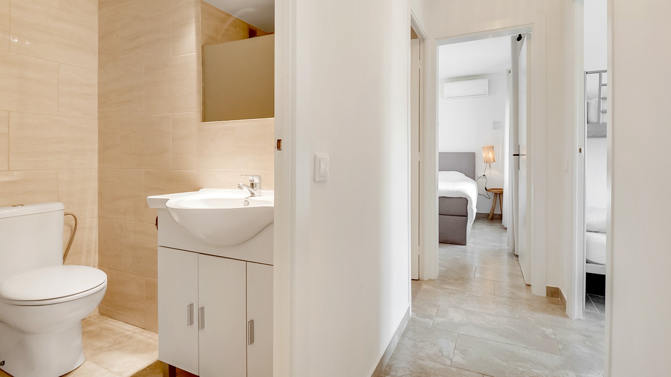 Vakantievilla's Costa Brava Spanje - Villa Tropicana - Badkamer