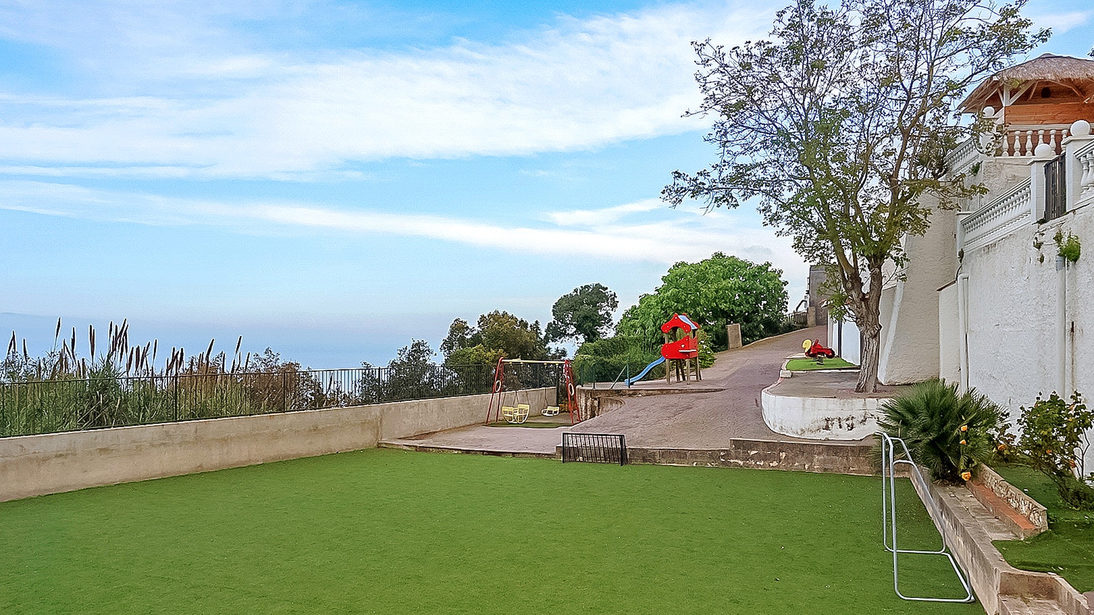 Vakantievilla's Costa Brava Spanje - Villa Tropicana - Om het huis