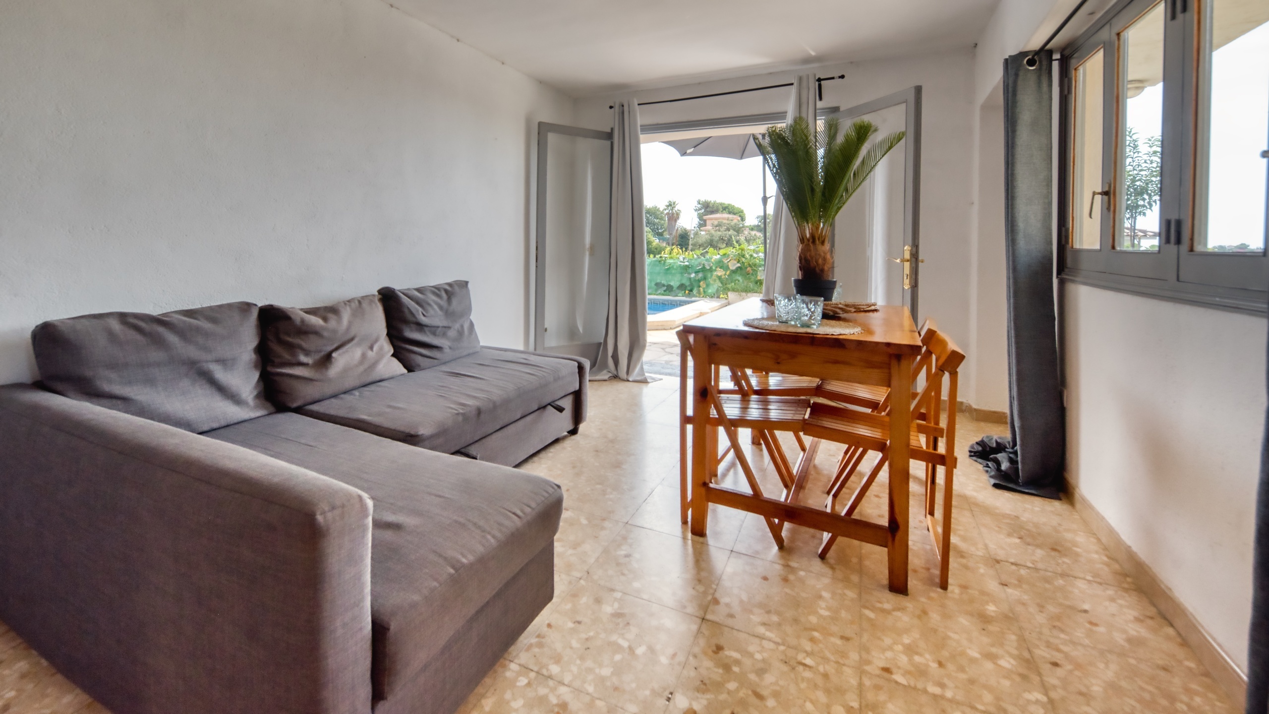 Vakantievilla's Costa Brava Spanje - Villa Janet - Wonen