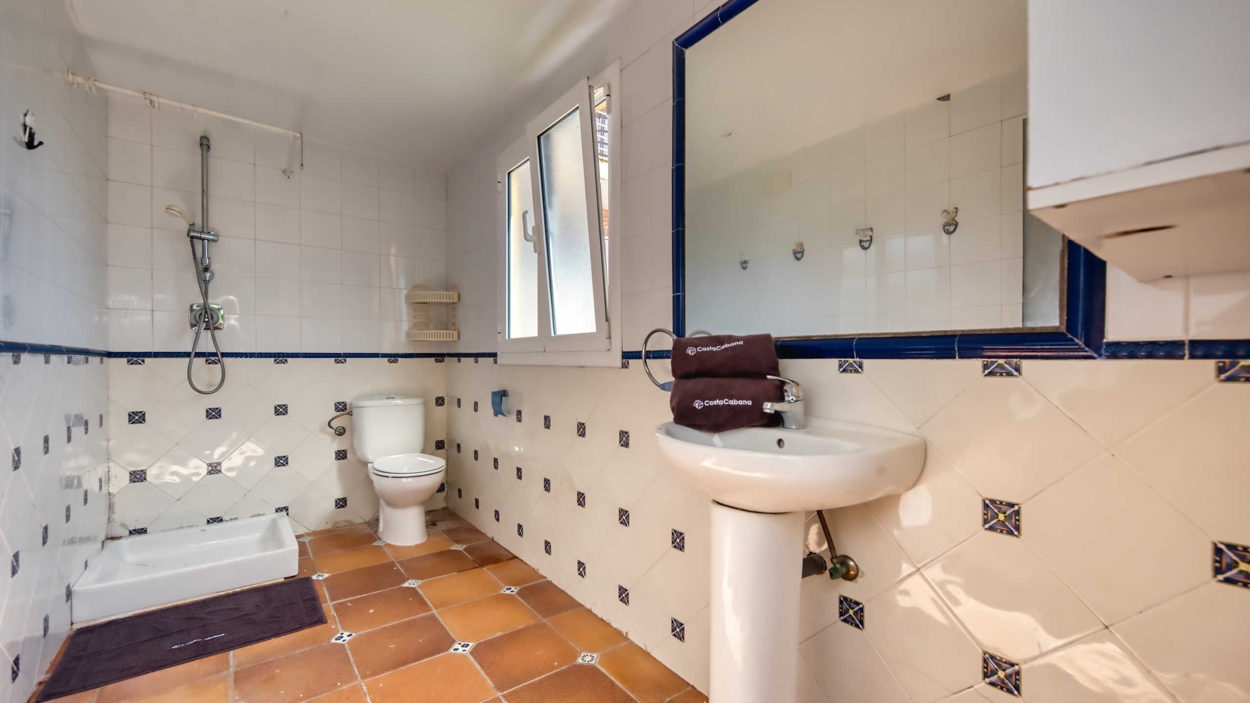 Vakantievilla's Costa Brava Spanje - Villa Beyonce - Badkamer