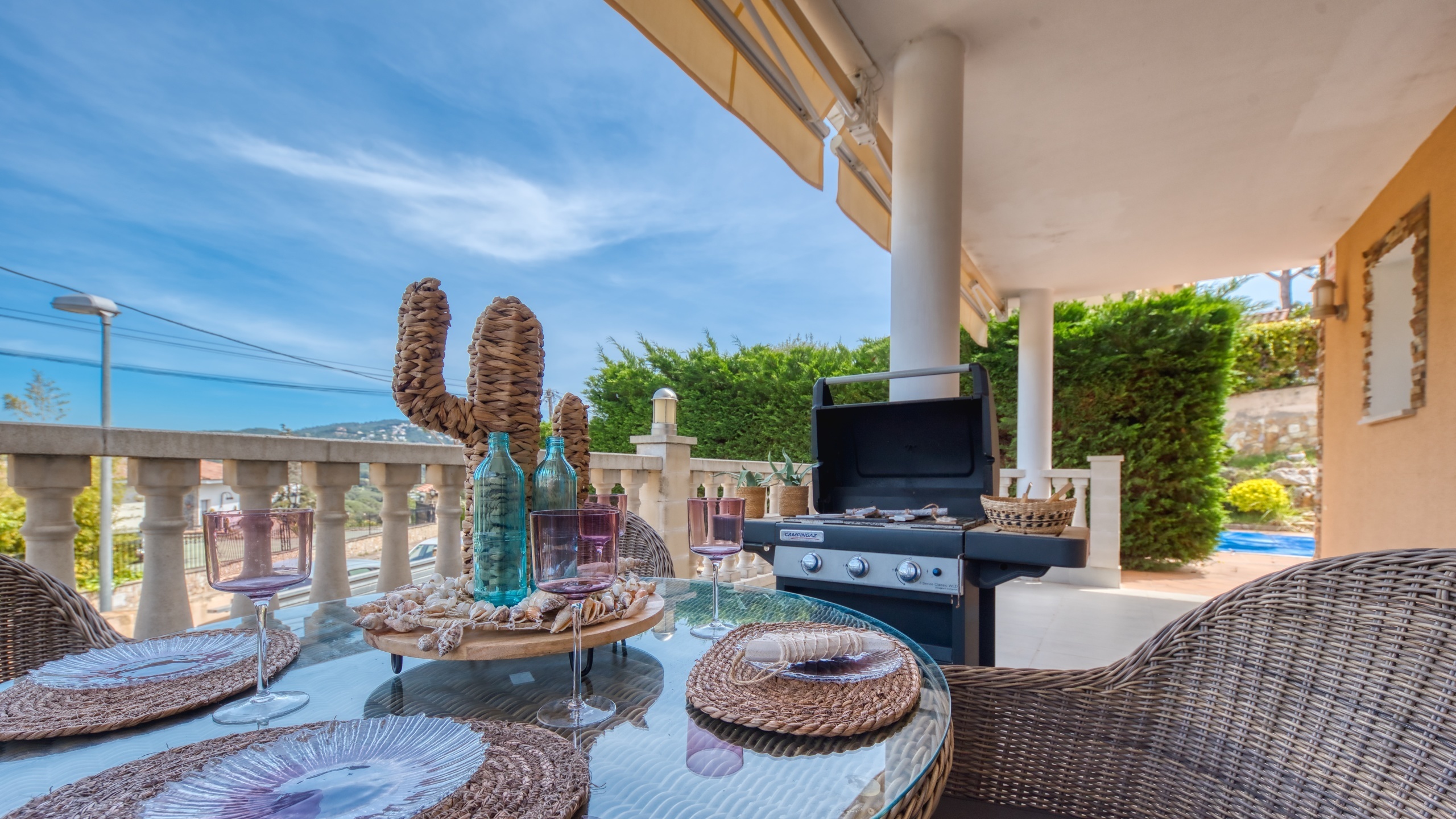Vakantievilla's Costa Brava Spanje - Villa Primavera - BBQ gebied