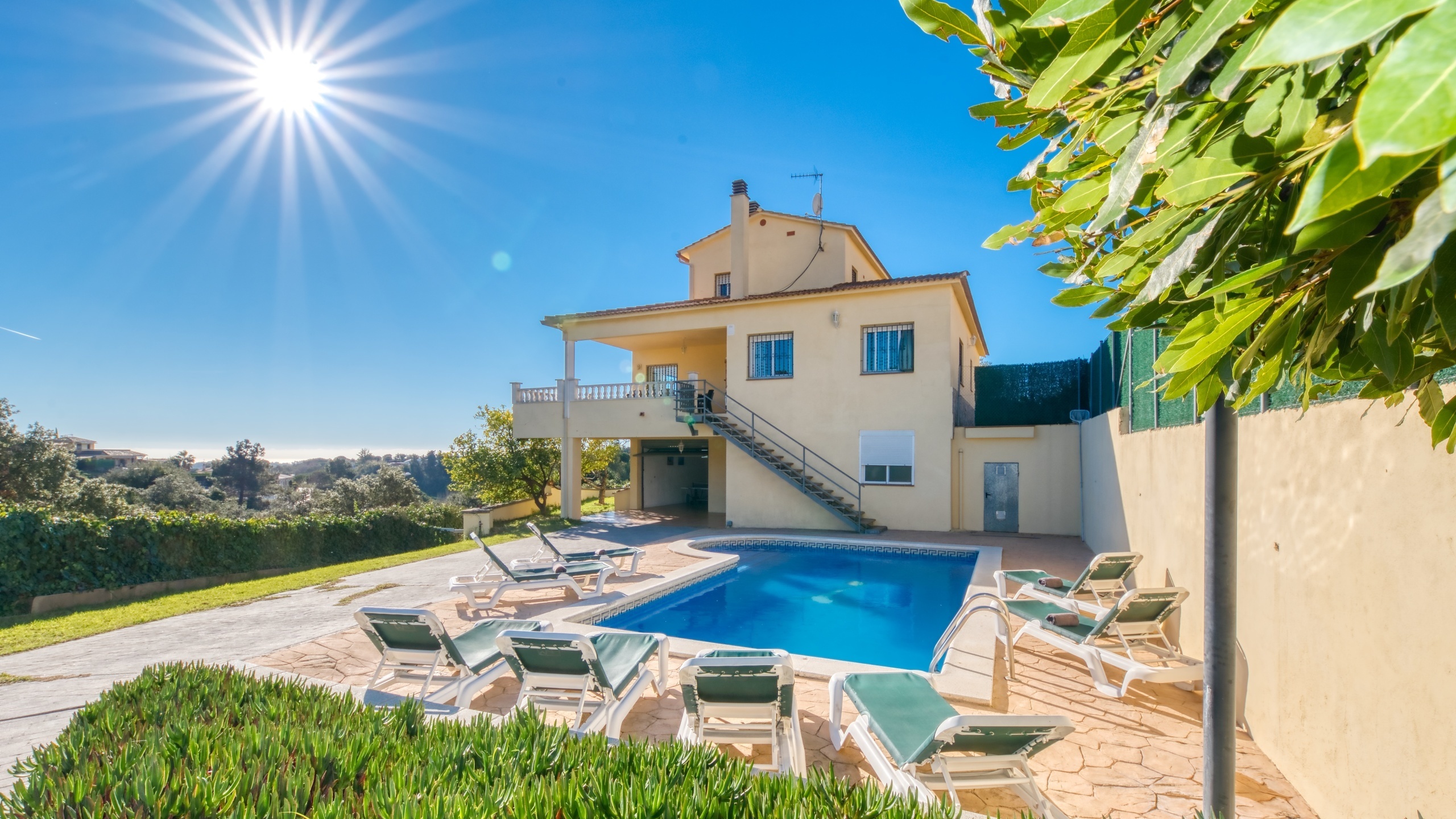 Vakantievilla's Costa Brava Spanje - Villa Holiday - Villa buiten