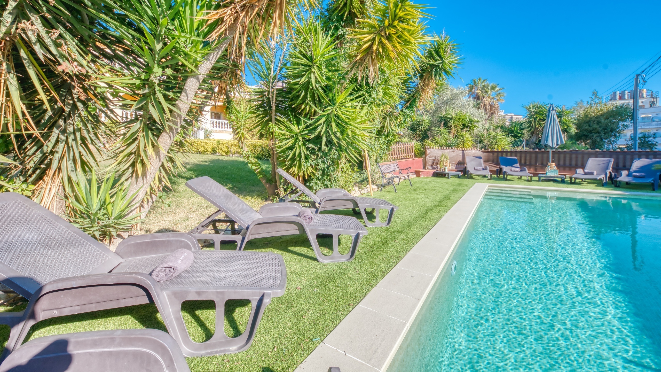 Vakantievilla's Costa Brava Spanje - Villa Summertime - Zwembad