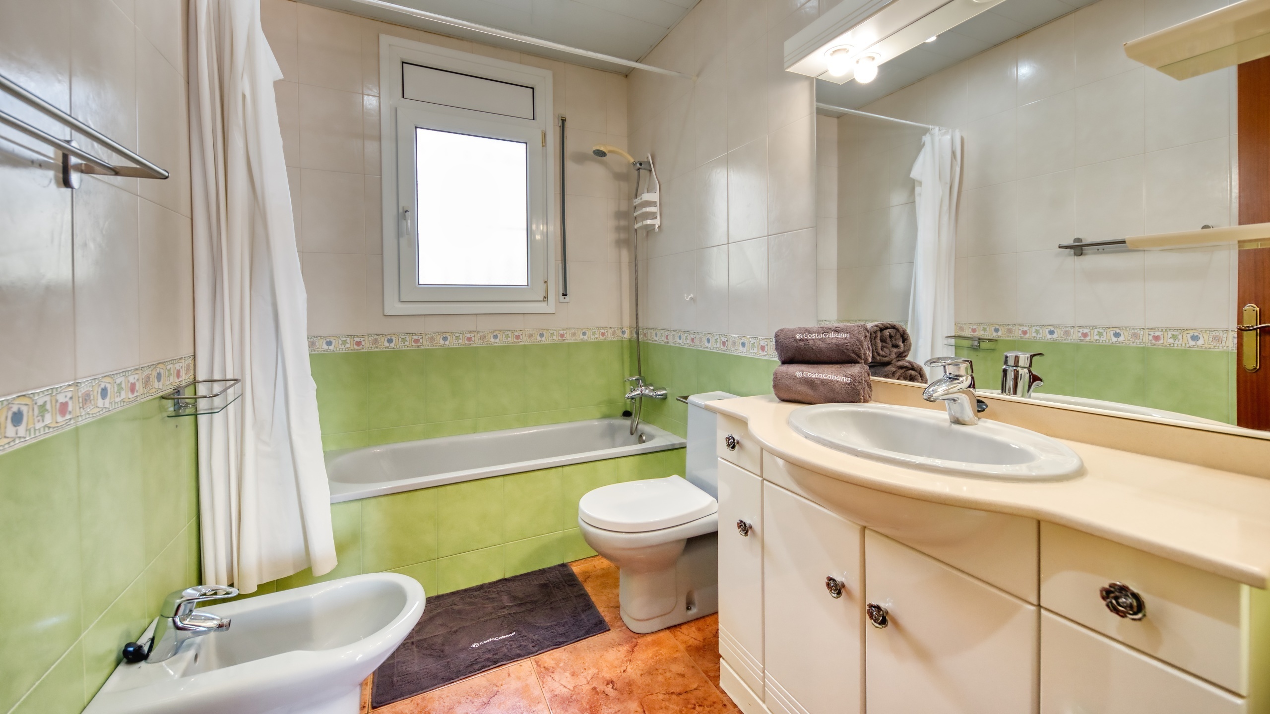 Vakantievilla's Costa Brava Spanje - Villa Summertime - Badkamer