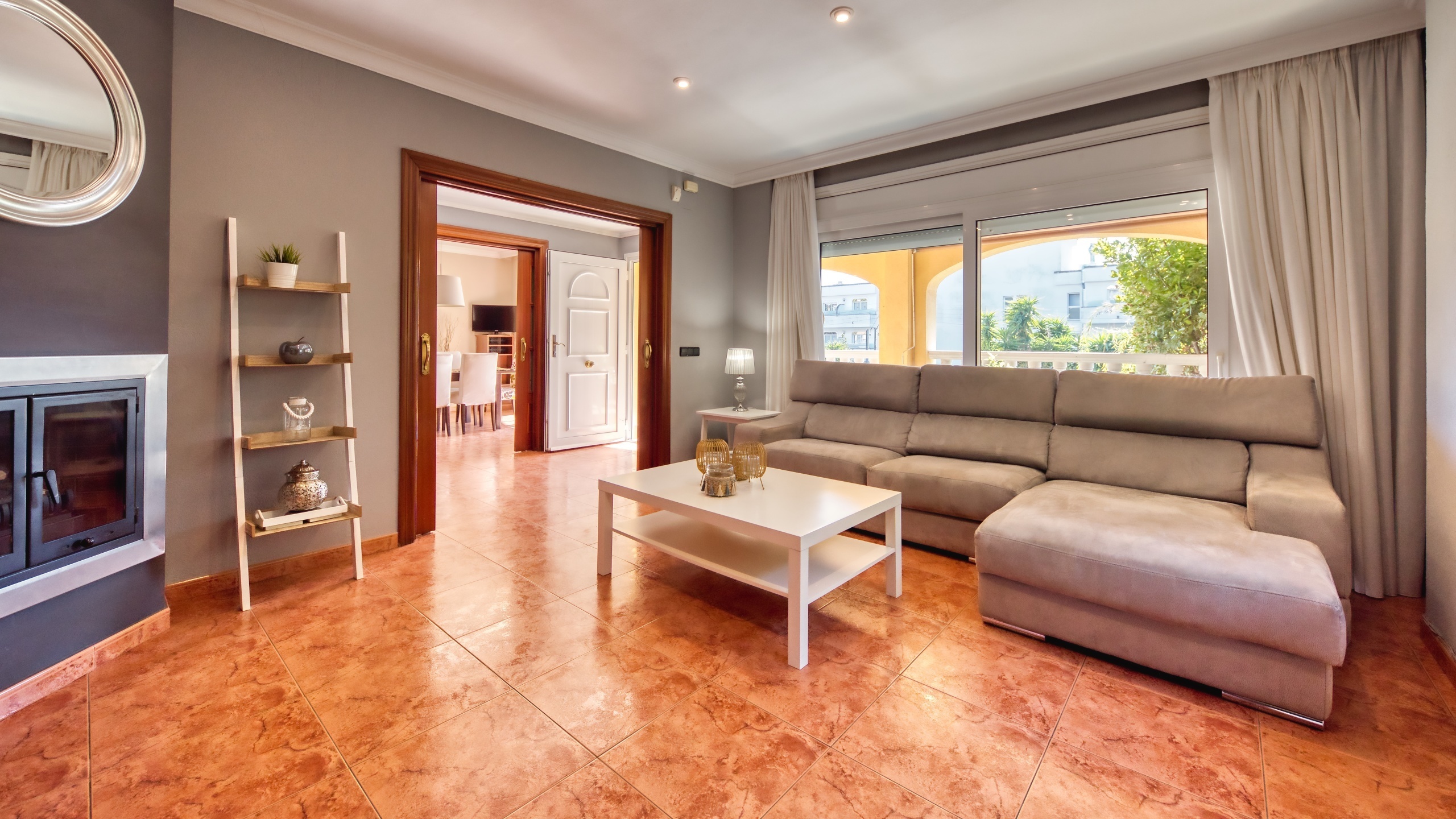 Vakantievilla's Costa Brava Spanje - Villa Summertime - Woonkamer