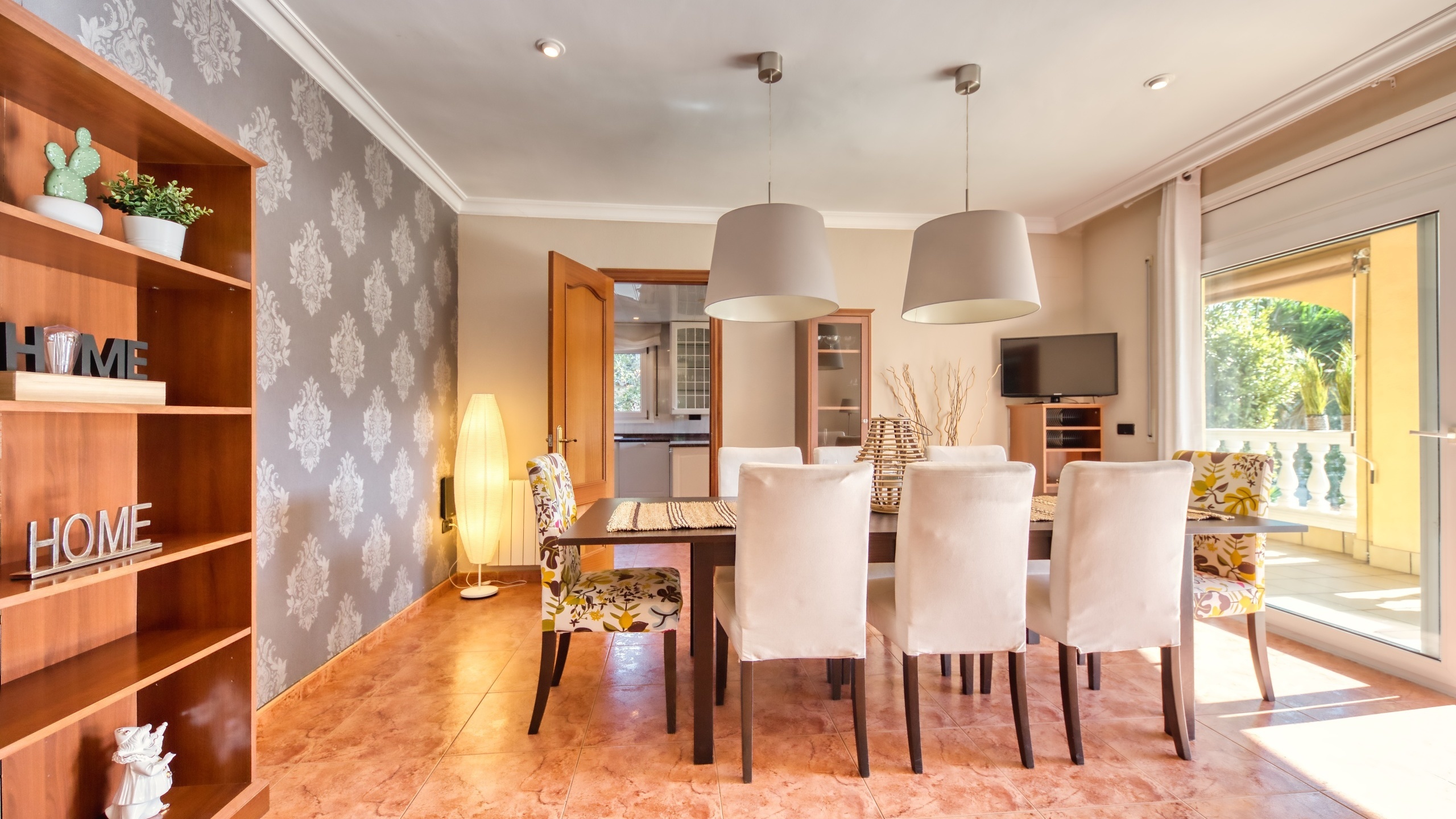 Vakantievilla's Costa Brava Spanje - Villa Summertime - Eetkamer