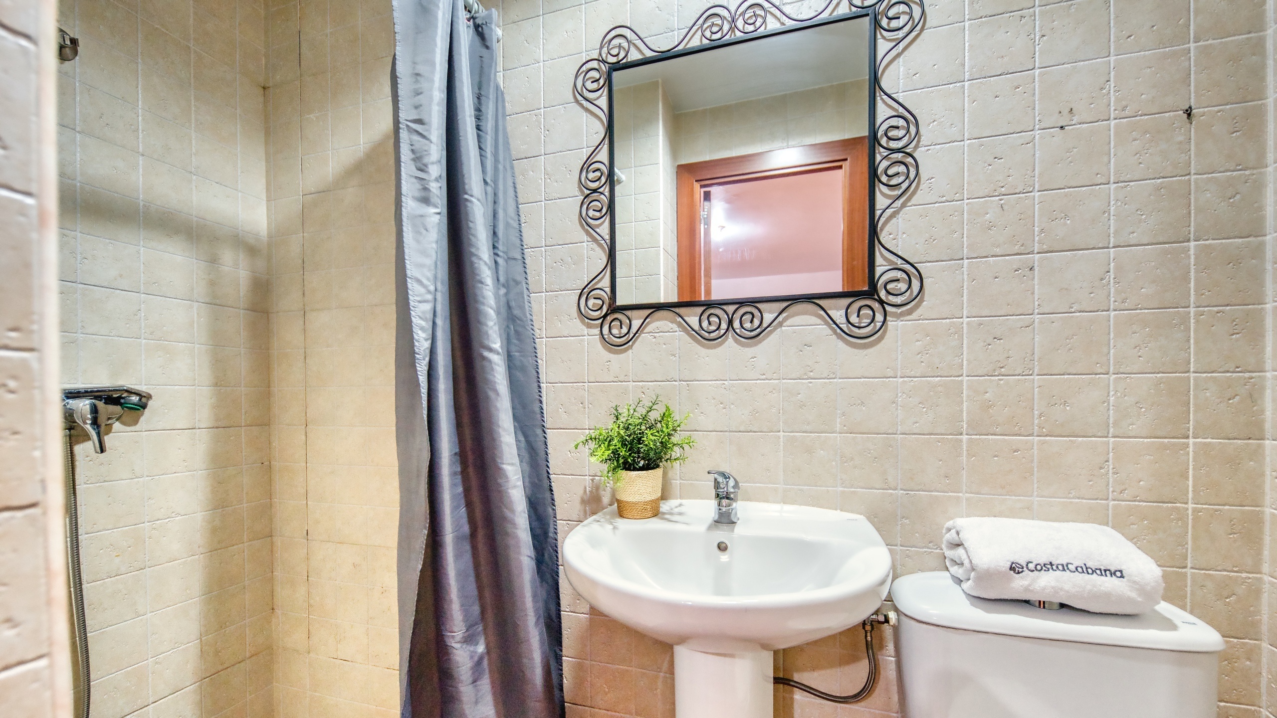 Vakantievilla's Costa Brava Spanje - Villa Marysol - Badkamer