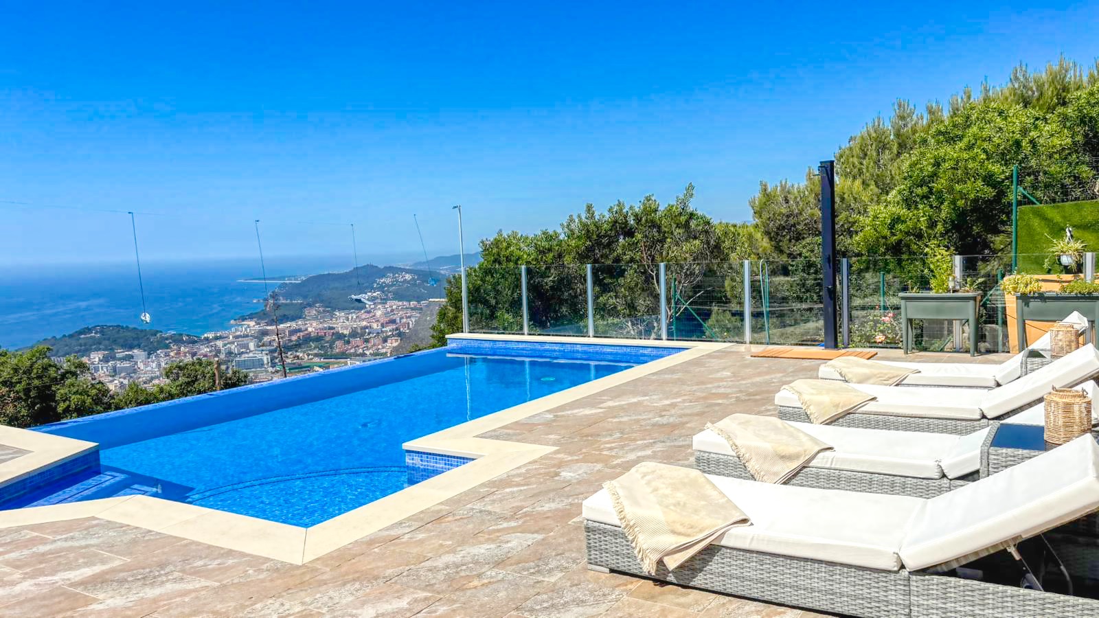 Vakantievilla's - Costa Brava - Spanje - Villa VistaMar - Ligbedden